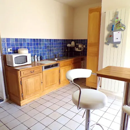 Maison De 3 Chambres A Chenevelles Avec Jardin Clos Et Wifi Σπίτι διακοπών *