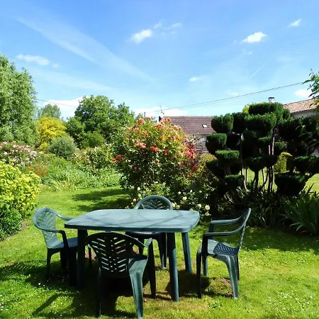 Maison De 3 Chambres A Chenevelles Avec Jardin Clos Et Wifi